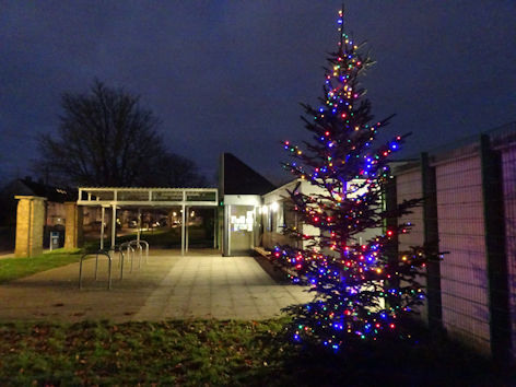 The Christmas tree at Trumpington Pavilion. Photo: Andrew Roberts, 29 November 2021.