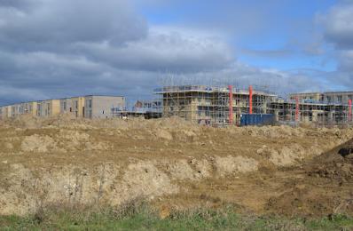 Construction work on the southern side of Trumpington Meadows, from the footpath off Hauxton Road. Photo: Andrew Roberts, 19 March 2021.