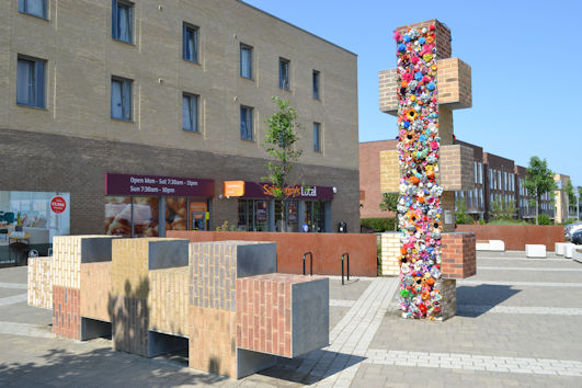 Tower of Flowers display at the Trumpington Meadows local centre. Photo: Andrew Roberts, 22 July 2021.